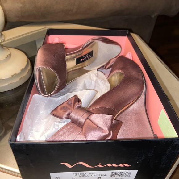 Nina Size 6 satin wedges - Picture 3 of 6